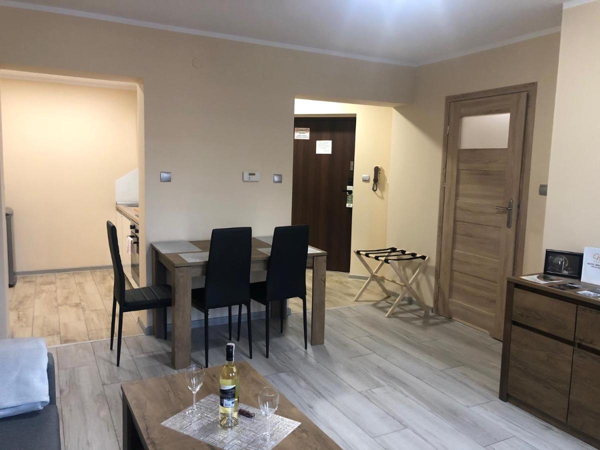 Apartamenty Alicja Dzierżoniów 外观 照片